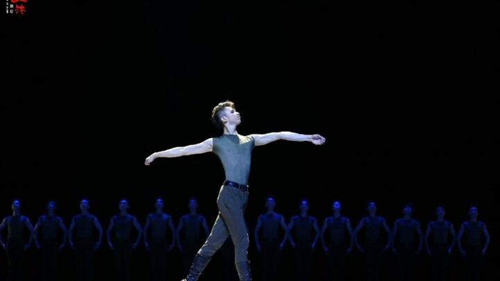 【罗一舟】军艺毕业晚会男子群舞《步调一致》