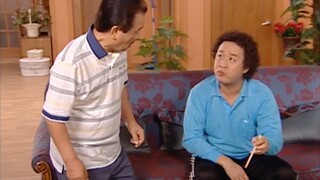 在李家蹭吃蹭喝的金虎，居然有个跟他一样的妈妈#搞笑一家人 #看一遍笑一遍 #看完不笑算我输