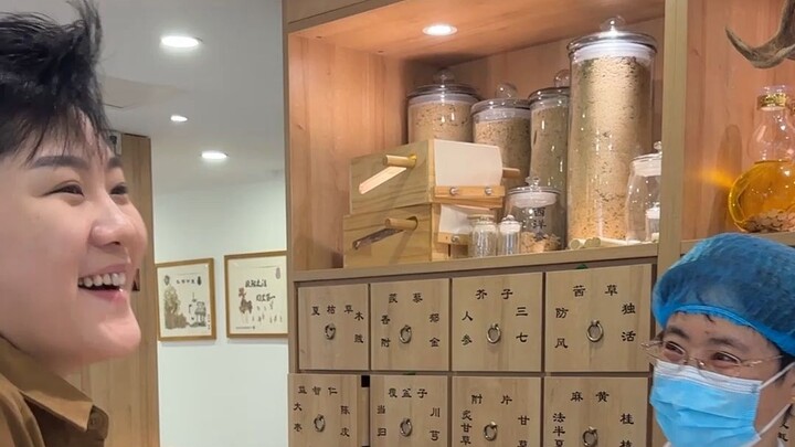 Sip New Chinese-Style Drinks and Become the Ultimate Fashion Icon