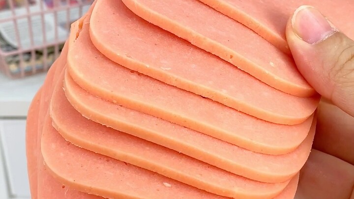 ราคาถูก ปริมาณเยอะ แถมอร่อยสุดๆ! กัดคำเดียวติดใจแบบนี้ใครจะเข้าใจ! ถ้าไม่หยุดผลิตก็คงกินได้ไปทั้งชีว