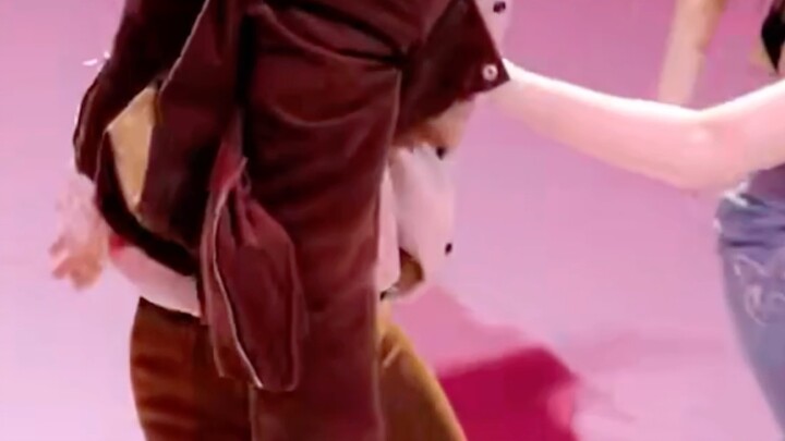 จินไค ขอให้เรียนรู้จากแบคฮยอนด้วยนะคะ