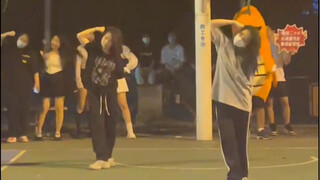 Random dance on campus｜Mesnier