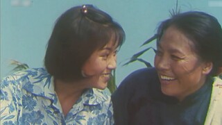 Film-film lama selalu membuat kita begitu berempati dan bersedia percaya pada keberadaan cinta.