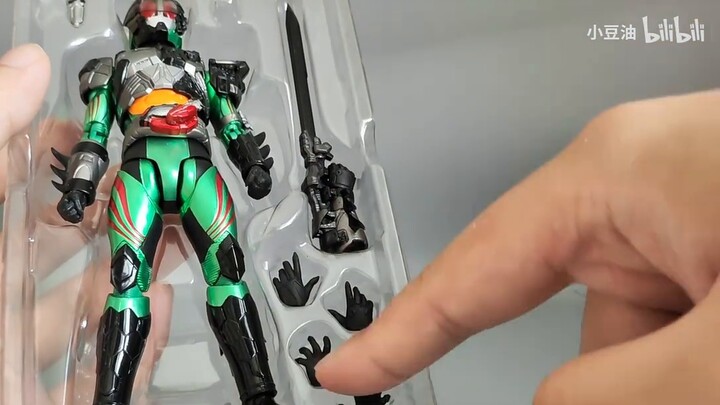 Ngoại hình đẹp để đổi lấy sức chiến đấu! Bandai SHF Kamen Rider Zongzi tấn công Xiao Yu bằng hai phá