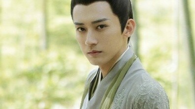 Bukankah ini Jiang Xuanjin dari "Spring Banquet"?