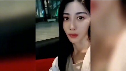 รวมเหตุการณ์น่าอึดอัดของสาวเน้นรวย เอาตัวเองเป็นใหญ่เกินไป