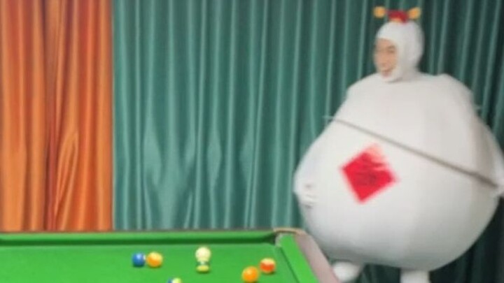 Life’s tough—Mommy’s gotta hustle to make ends meet.