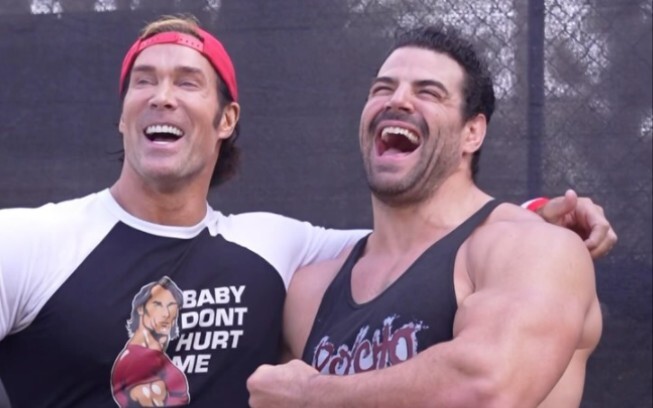 Powerful King and Professional Wrestler