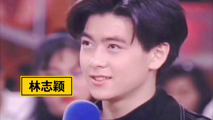 This ageless heartthrob was so cute at 18! I just love his shy smile! Haha… ahem!!