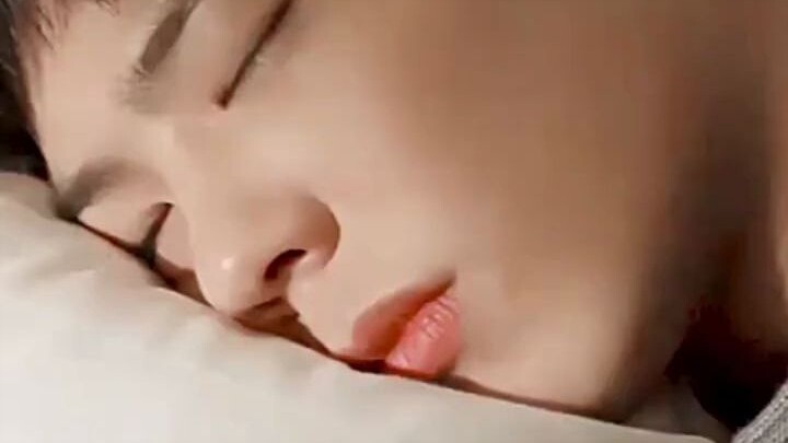 ซีตงตง: เด็กชายผู้เมาแต่นมทุกวัน