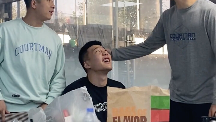 Awalnya keren banget, endingnya sih.....