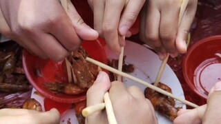 Nilai pesta ini sebanding dengan lima pesta teratas di negara ini.
