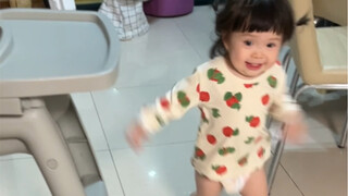 Anak manusia yang telah selesai mengunyah tulang besar itu tiba-tiba mendengar suara bibinya kembali
