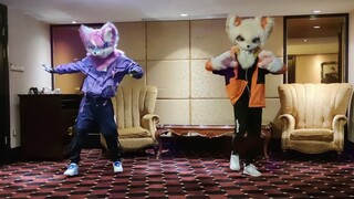 "CH4NGE" oleh dua anjing tampan [Yan Bing & Confession] [Menari dengan Kostum Hewan]