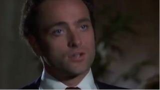 Kojak T1 E12 Extremauncion para un sacerdote muerto