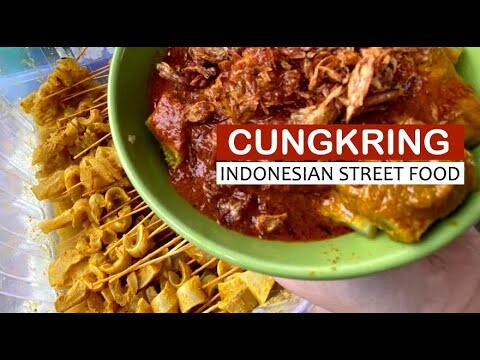 ASMR street food Indonesia | Ramadan Iftar 2021 rice cake with beef skewers Asian