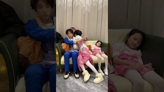 小舞太粘人了怎么办？#斗罗大陆 #唐三 #小舞