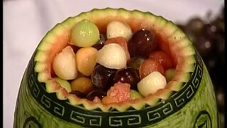 Hoàng tử ăn kem lần đầu tiên nhưng bị người nước ngoài chế giễu