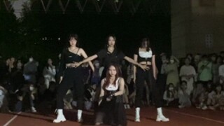 โรดโชว์ระดับถัดไปที่คุณสามารถรับฟังการสนับสนุนจากฝั่งตรงข้ามถนน