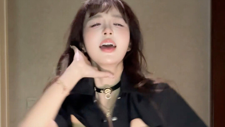 Bạn cứ bận rộn với việc của mình, tôi cứ sốt theo cách của tôi.