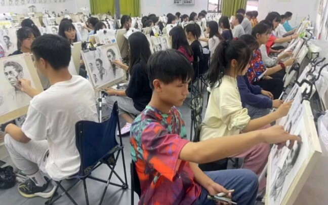 Nếu bạn yêu một người học mỹ thuật, nhất định phải trân trọng họ!