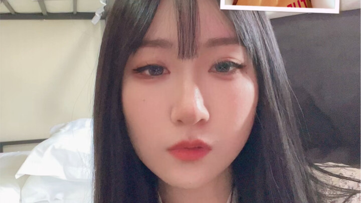 Let me show you Xiaoxiaolong’s looks from back in the day!