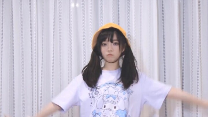 Có vẻ như cô ấy không thông minh lắm và cũng không có tính khí tốt lắm うに｜UNI【Màn hình dọc】