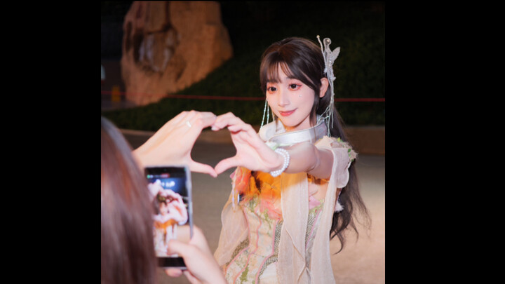 Wow, I saw the elves singing and dancing in Shenzhen