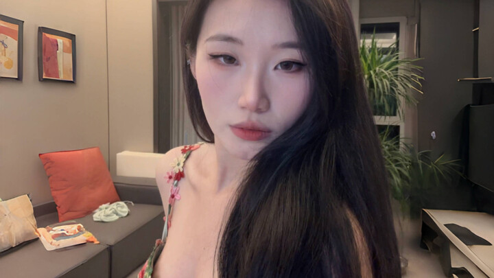 Đầm liền bây giờ cũng quá… vậy đó…