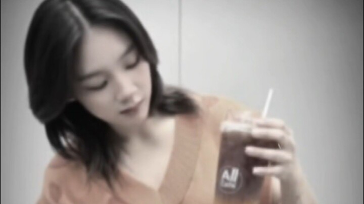 พี่ฝ้ายย