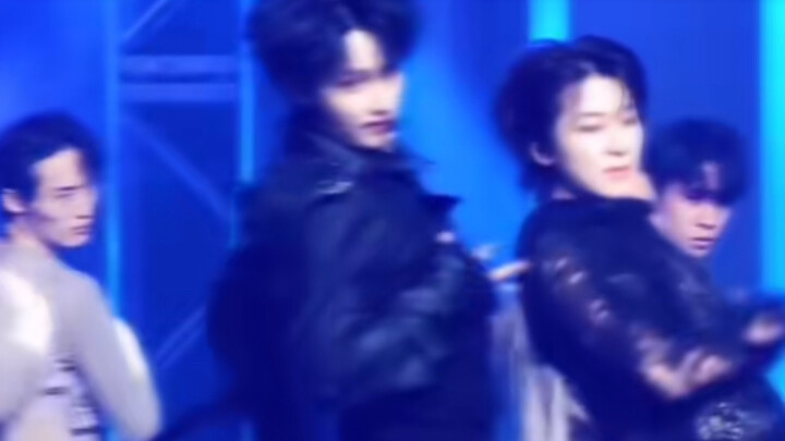 Can you believe this isn’t even a Wen Junhui shipper video?