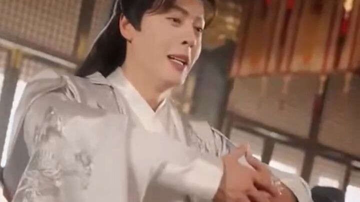 ผู้กุมประตูสู่โลกอีกมิติ ครอบครองอาวุธทำลายล้าง