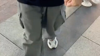 先给一棒槌，再给一棒槌