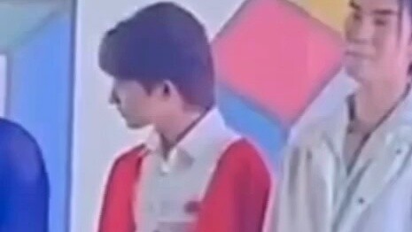 حبيبكما يداً بيد!! متناغمان جدًا، بالتأكيد لم يتوقفا عن التمسك بالأيدي في حياتهما اليومية 【bossnoeul