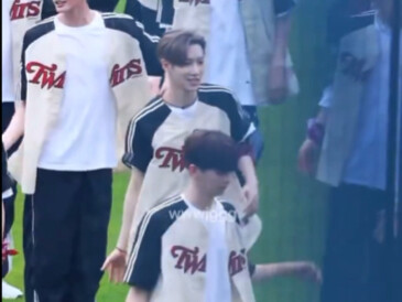 Trương Gia Hào đã nhảy đoạn thứ hai của bài hát chủ đề cho chúng ta xem rồi