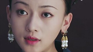 Cô ấy từng đấu tranh lên đến Hoàng Quý Phi đấy, bạn dám đấu với cô ấy sao?