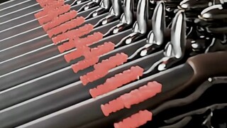 قام بتصنيع سكين متسلسل لاغتيال الملك