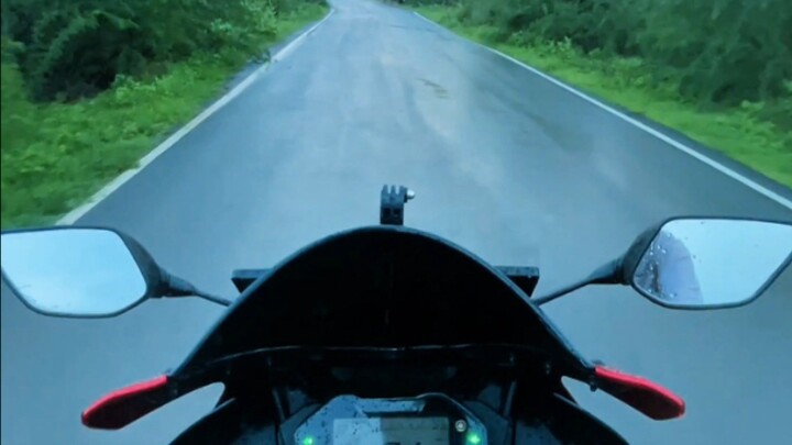 R15 riding video