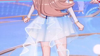Ranran introduces new clothes: "Do you like my bunny ears? And my butt curtains"