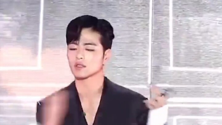 ทั้งจอเต็มไปด้วยเสียงขาฟ่อ