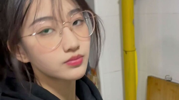 เมื่อแฟนสาวจอมเฮี้ยบ suddenly กลายเป็นคนอ่อนโยน! แต่สุดท้ายกลับทำให้ฉันต้องเห็นฉากหัวใจสลาย