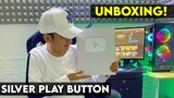 UNBOXING SILVER PLAY BUTTON! | FIRST VLOG! | ML SKINS