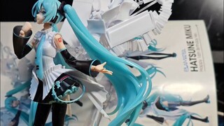 【b站首发】初音未来十六周年16th gsc plamatea 拼装机娘
