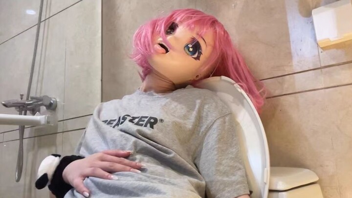 After being sedated, the beautiful woman kept saying my OO is so beautiful.