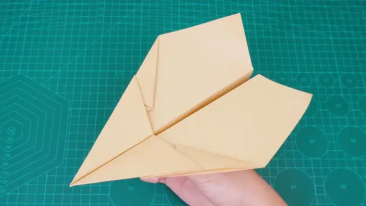 Paper planes can navigate accurately? How to make a falcon gyroplane