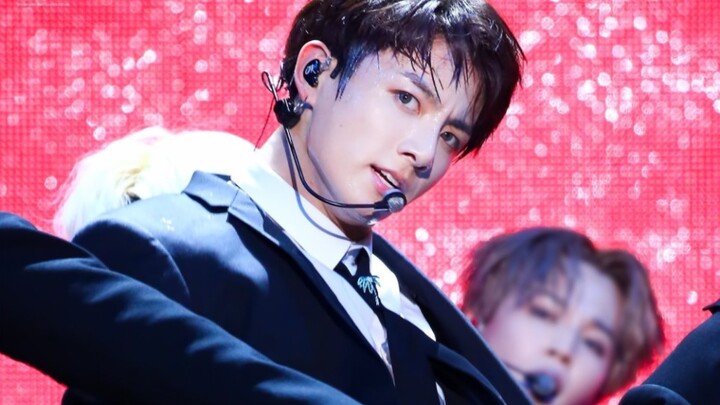 Watch it all at once and enjoy! [Jin Guk] Mic Drop Dance Break Compilation (Part 2)