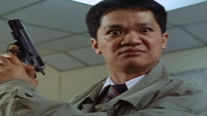 หนึ่งในคนชั่วทั้งสี่ ซาเปียว กลายมาเป็นตำรวจ แต่เขากลับถูกเพื่อนร่วมงานจับและโยนเข้าคุกอยู่บ่อยครั้ง