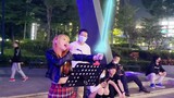 Brengsek! Menyanyikan bab serangan "Sword Art Online" dengan pedang di jalan, itu sangat tinggi!