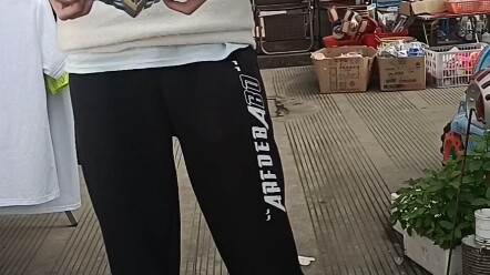 I started playing with leather bags when I was 13, haha, now I’m 14\( ͯω ͯ)/