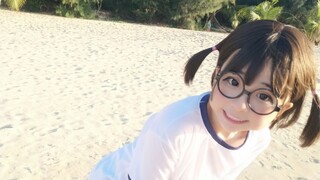 Adik perempuan saya, yang berusia hampir 30 tahun, juga memutar tubuhnya.